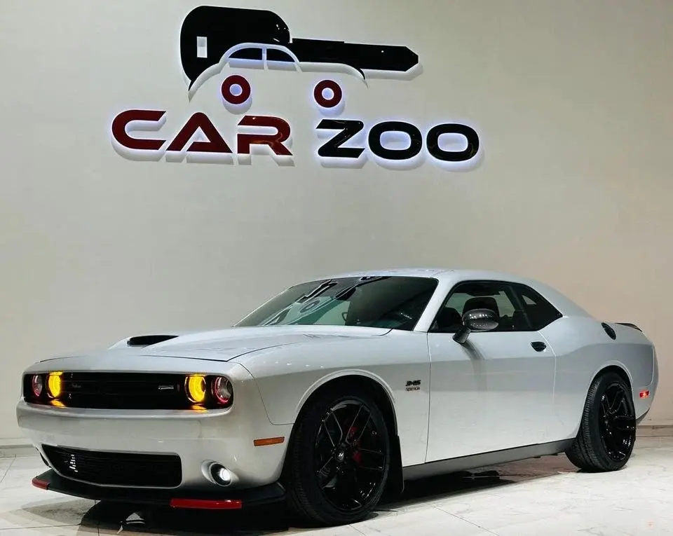 Dodge Challenger R/T 5.7L (370 HP)