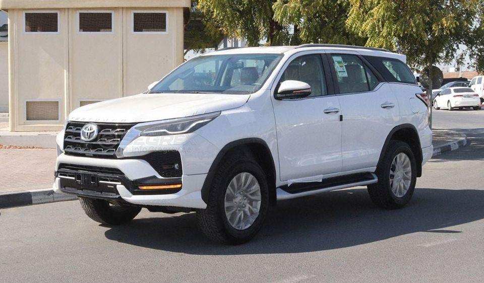 Toyota Fortuner 2025 Model Toyota Fortuner, 4.0L Petrol 4WD 6A/T