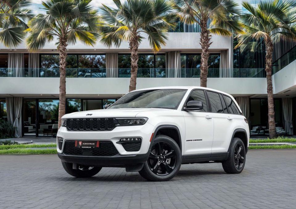 Jeep Grand Cherokee Grand Cherokee Altitude 2,448 P.M 0% Downpayment Under Warranty Low KM! Ramadan Offer!