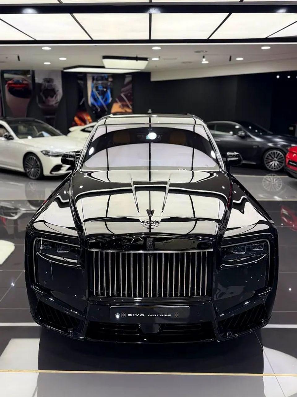 Rolls-Royce Cullinan BLACK BADGE MINT CONDITION