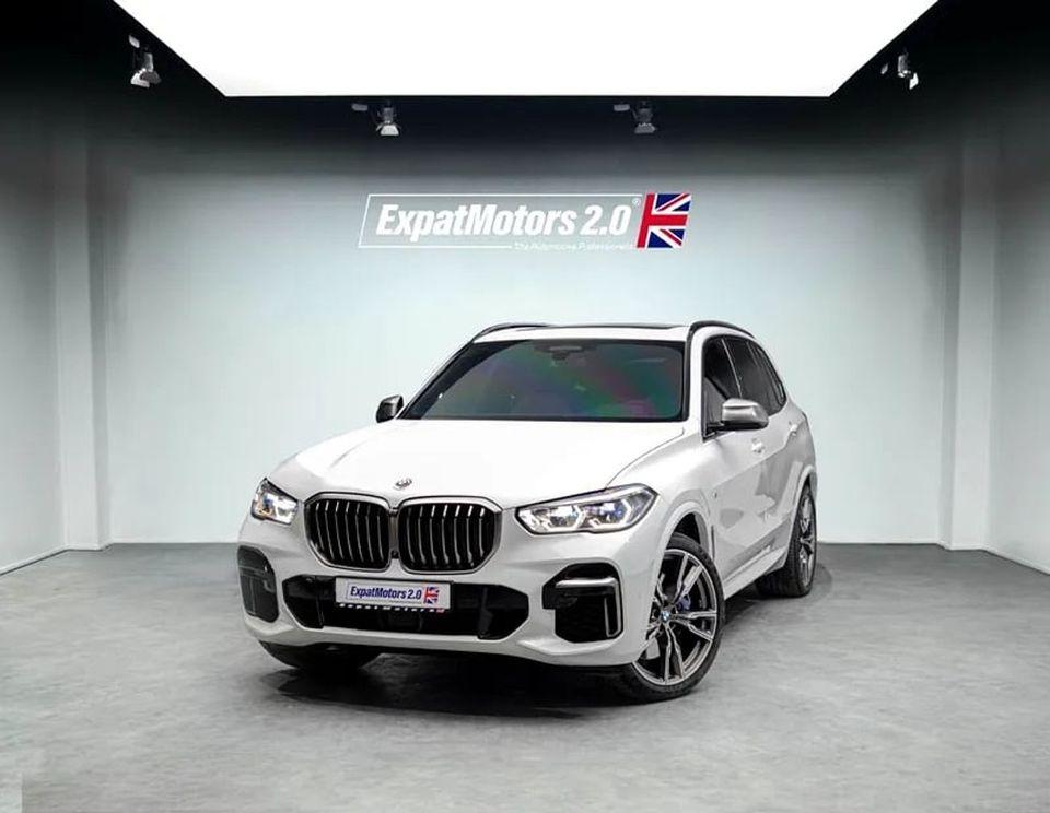 BMW X5 M50i 4.4L