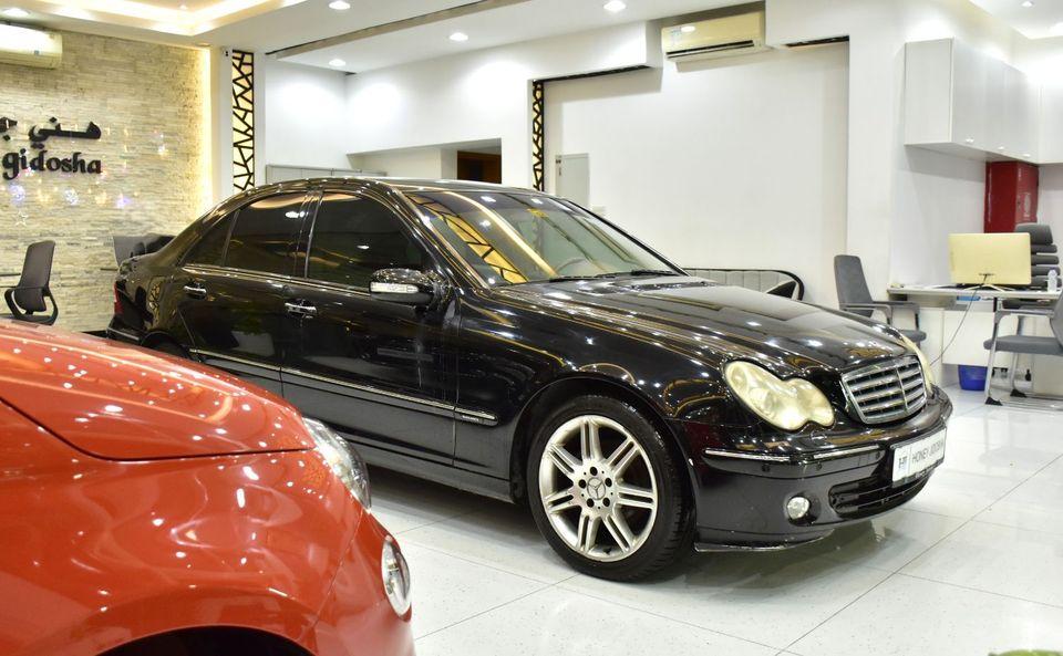 Mercedes-Benz C 180 EXCELLENT DEAL for our Mercedes Benz C180 Kompressor ( 2007 Model ) in Black Color GCC Specs