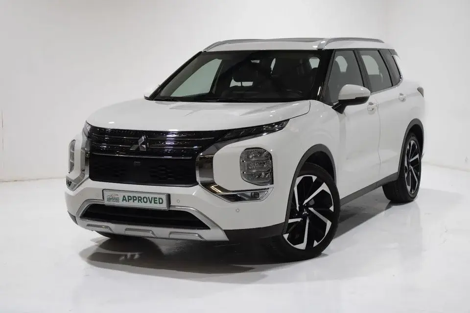 Mitsubishi Outlander GLX High 2.4L