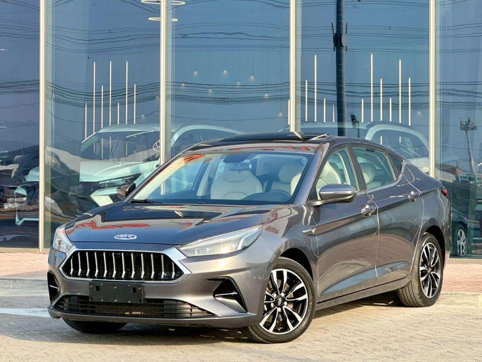 JAC J7 445-MONTHLY GCC FULL OPTION LUXURY ACCIDENT FREE