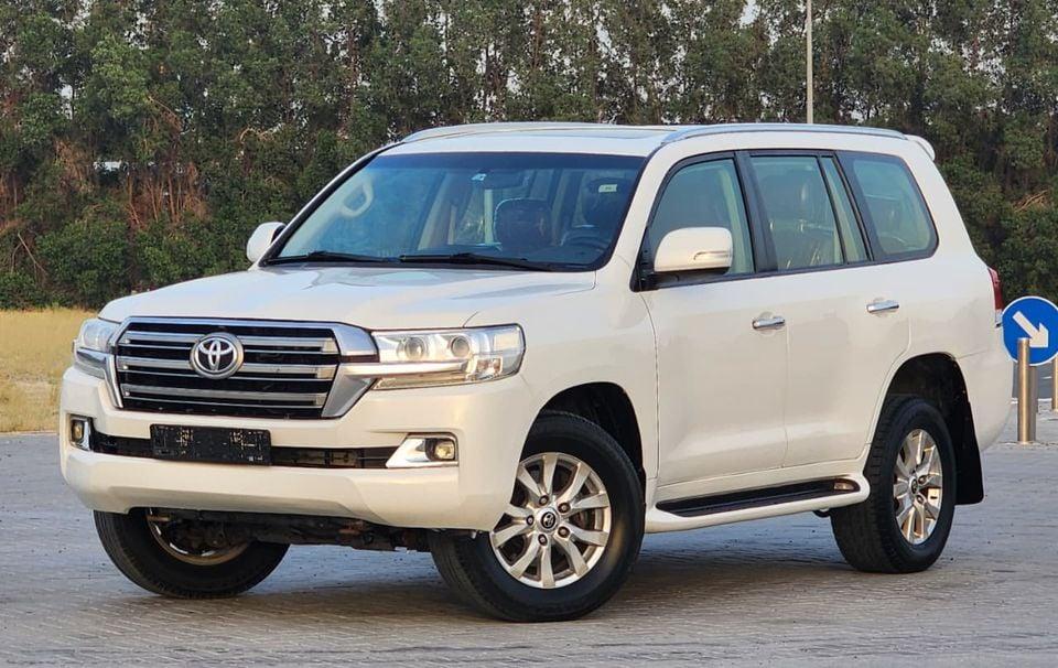 Toyota Land Cruiser GXR V6