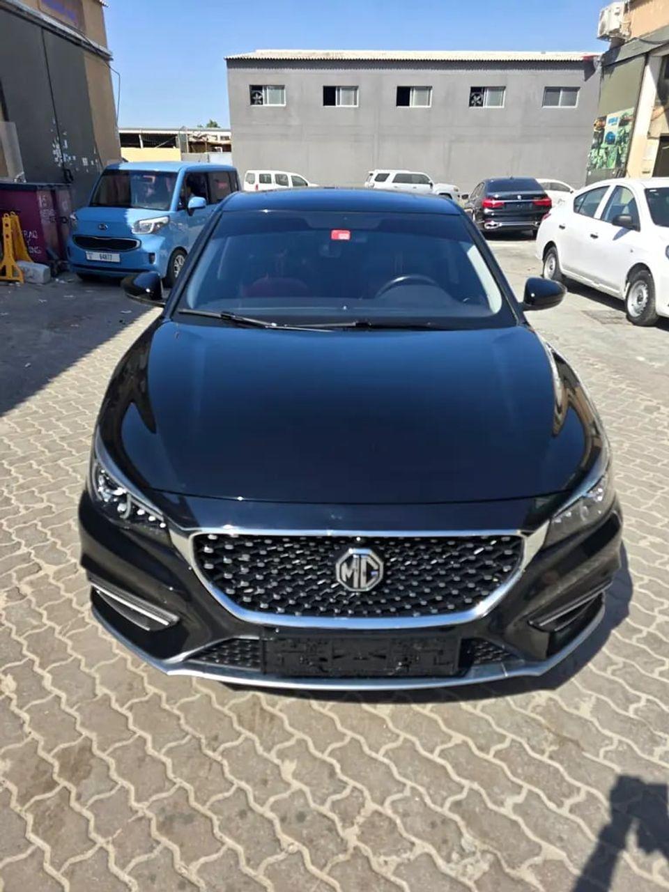 MG 6 TROPHY 2.0T WITH SUNROOF