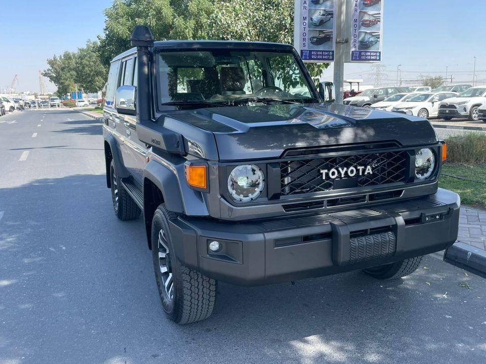 Toyota Land Cruiser TOYOTA LANDCRUISER LC76 2.8 DIESEL MODEL YEAR 2026