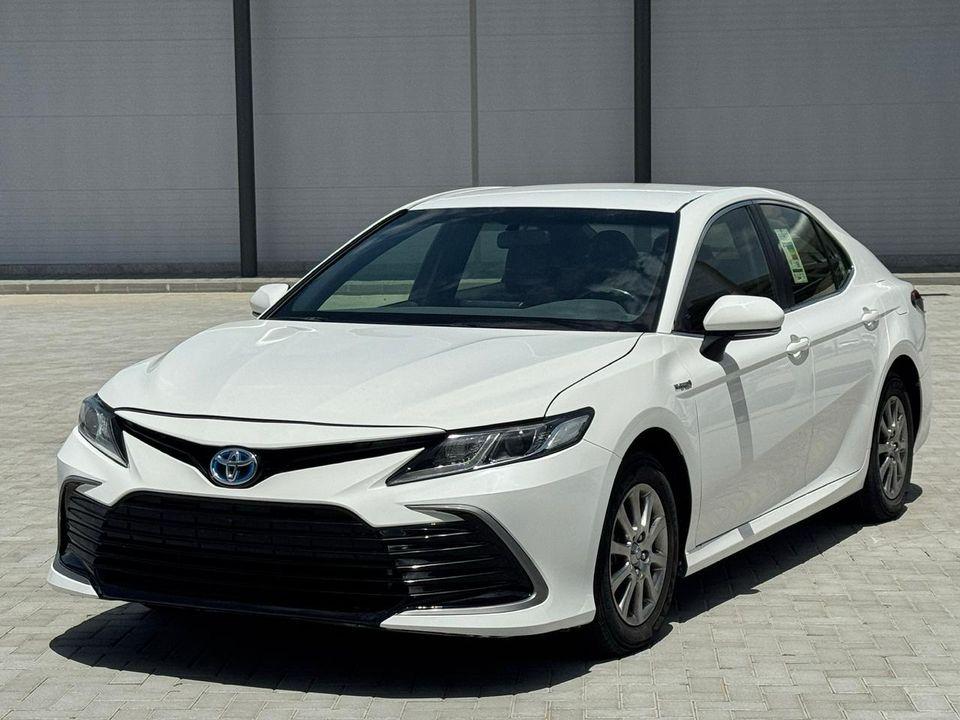 Toyota Camry GLE Hybrid 2.5L