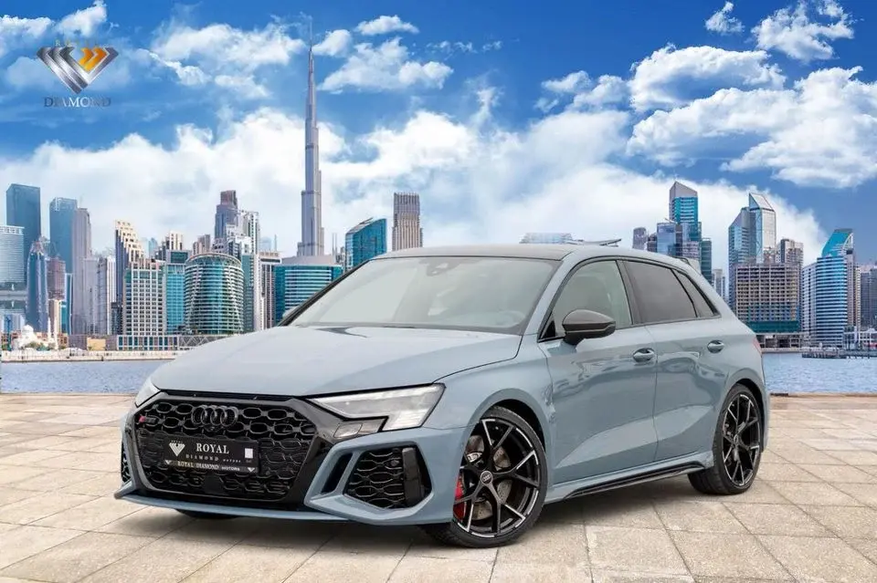 Audi RS3 TFSI quattro 2.5L Sportback Audi Warranty+Service
