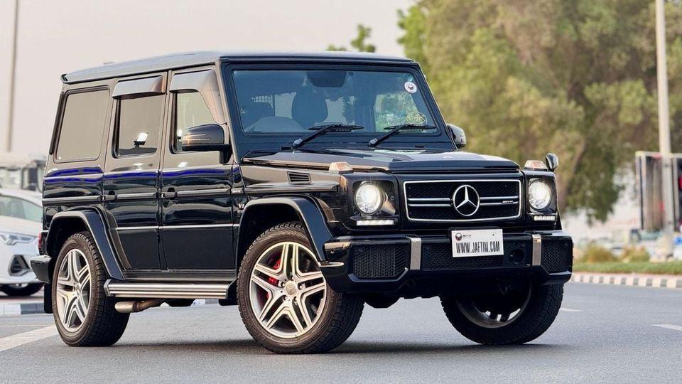 Mercedes Benz G63 AMG G-WAGON V8 BITURBO DIESEL ENGINE 5.5L PREMIUM FEATURES SUNROOF RHD Export only