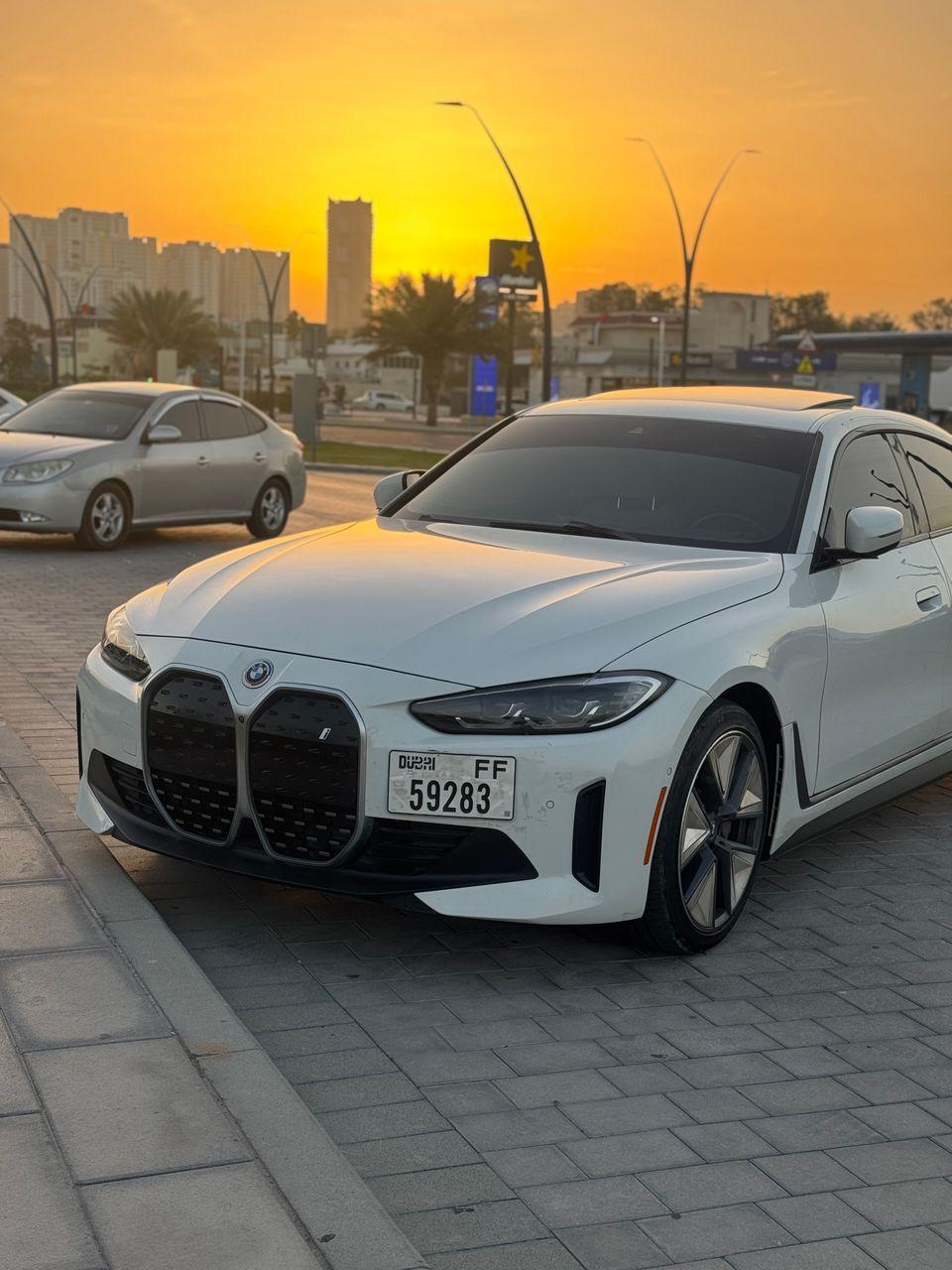 BMW i4