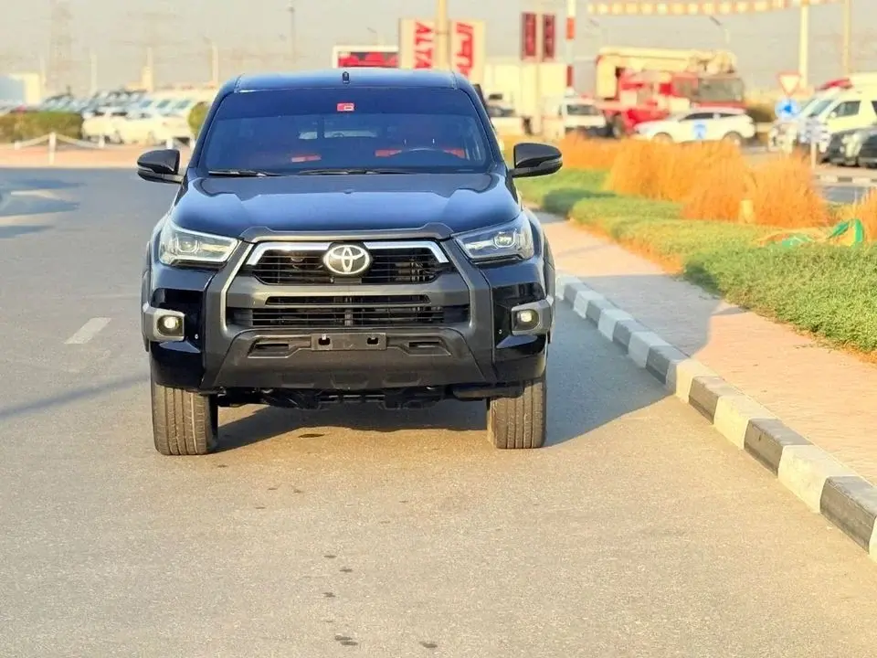 Toyota Hilux Toyota Hilux pickup Years 2021 V6 Adventure 4.0L petrol