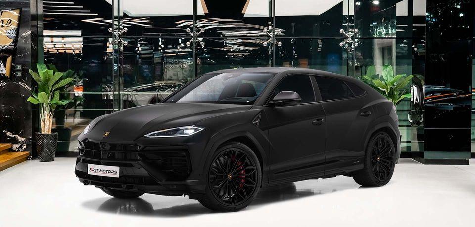 Lamborghini Urus 4.0L V8 Twin-Turbocharged Engine + eMotor