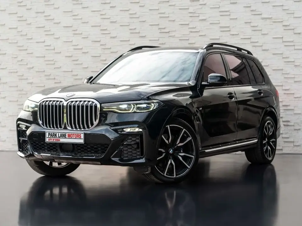 BMW X7 M50i 4.4L (523 HP)