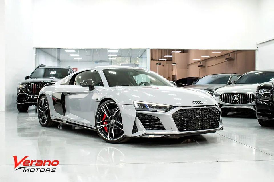Audi R8 Performance Nardo Grey Carbon Package Warranty Service Contract