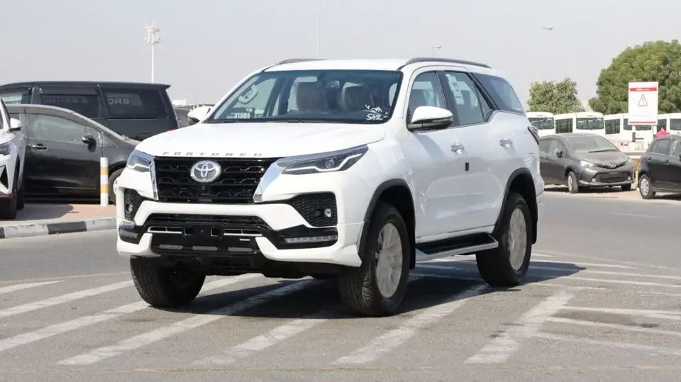 Toyota Fortuner Toyota Fortuner 4.0 4x4 full option Oman 2025