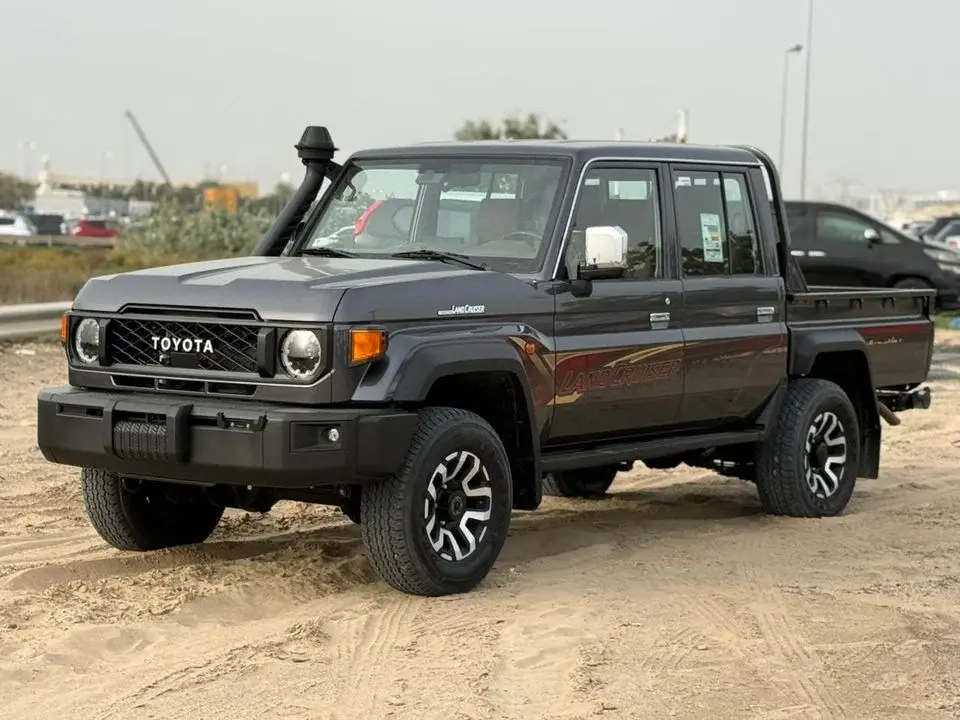 Toyota Land Cruiser Pick Up Toyota Land Cruiser Pick Up 2026 Toyota Land Cruiser LC79 DC 4.0L AT Petrol (Full Option)