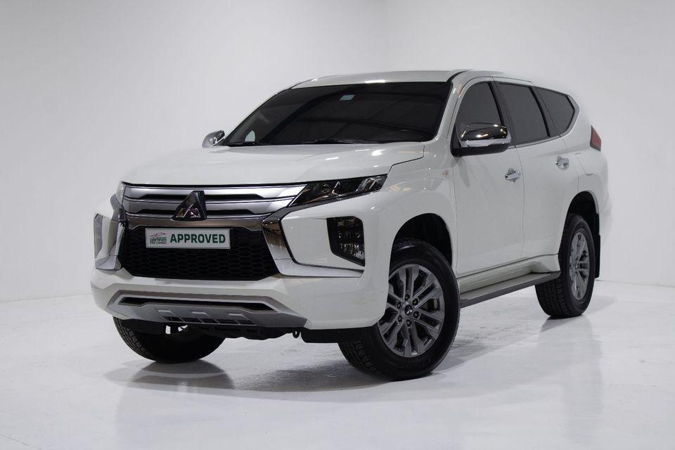 Mitsubishi Montero MIDLINE 3.0 2WD