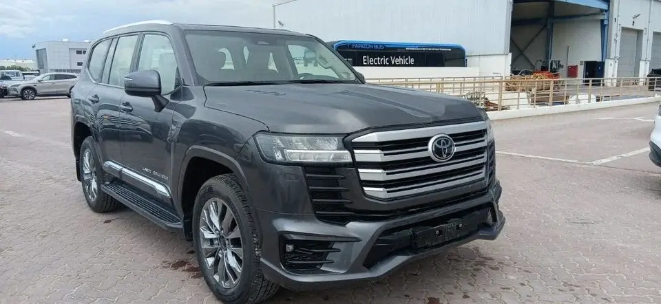 Toyota Land Cruiser 2025 Toyota Land Cruiser LC300 GXR High-Option with Radar 7-Seater 3.5L V6 Twin Turbo Petrol A/T 4WD