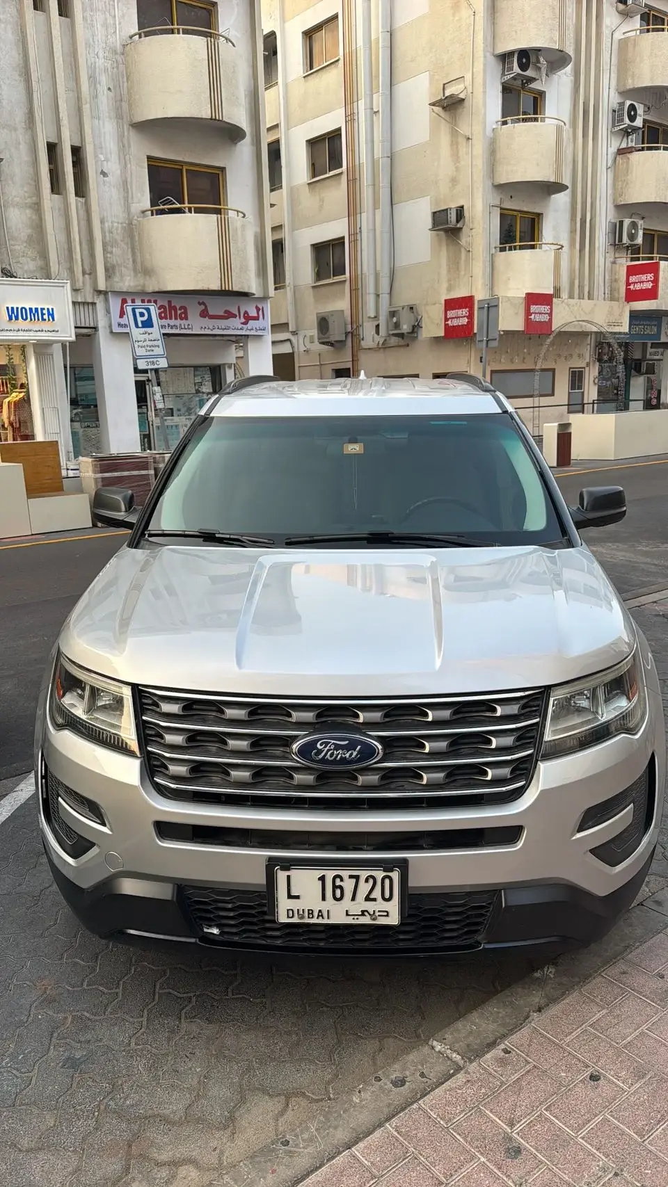 Ford Explorer Std 3.5L 4WD