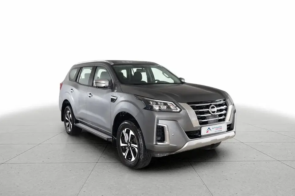 Nissan XTerra Platinum 2.5L 4WD PLATINUM 2.5