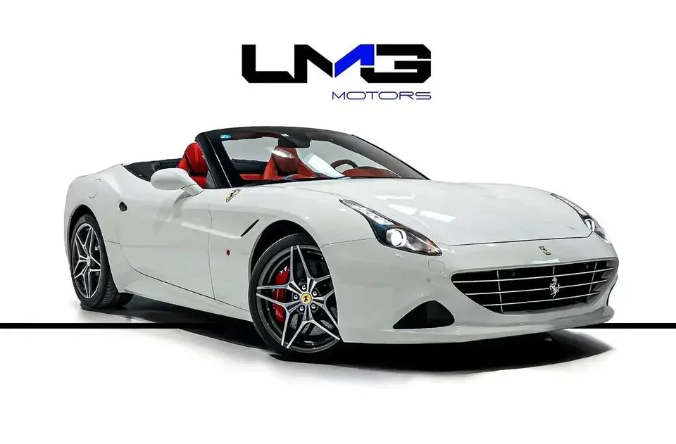 Ferrari California T Handling Speciale 3.9L FERRARI CALIFORNIA T VERY LOW MILEAGE HANDLING SPECIALE CARBON LED STEE
