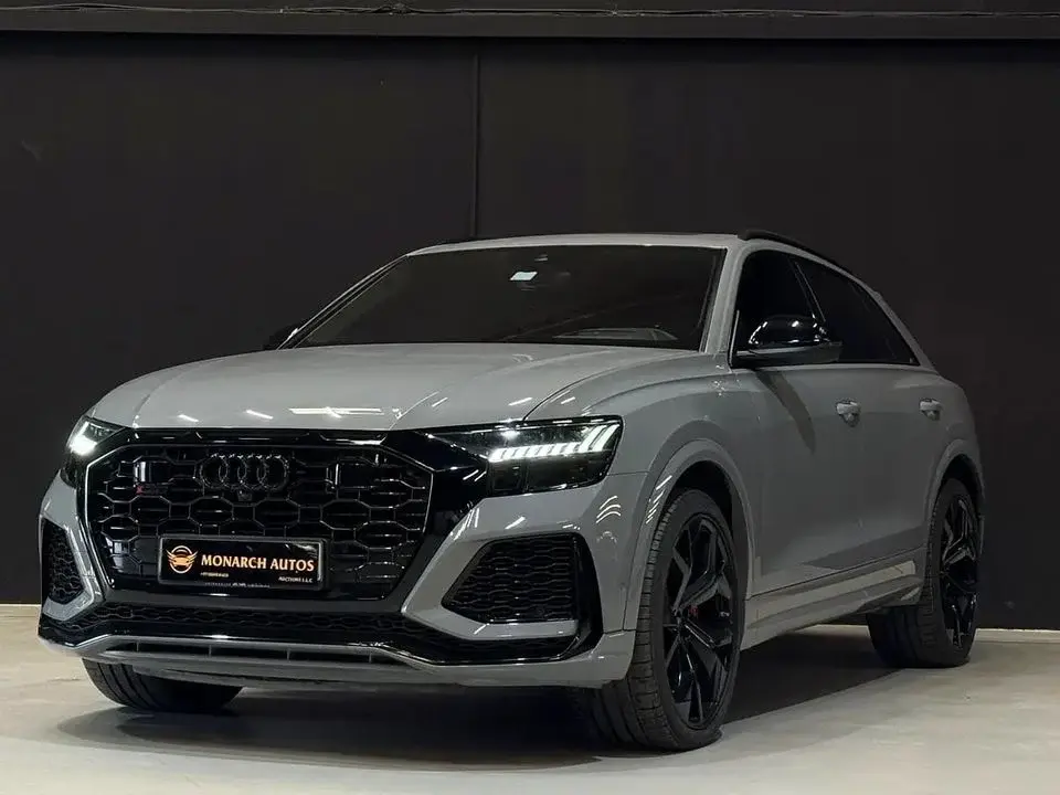 Audi RSQ8 4.0 TFSI quattro S tronic - European Specs - Pristine Condition
